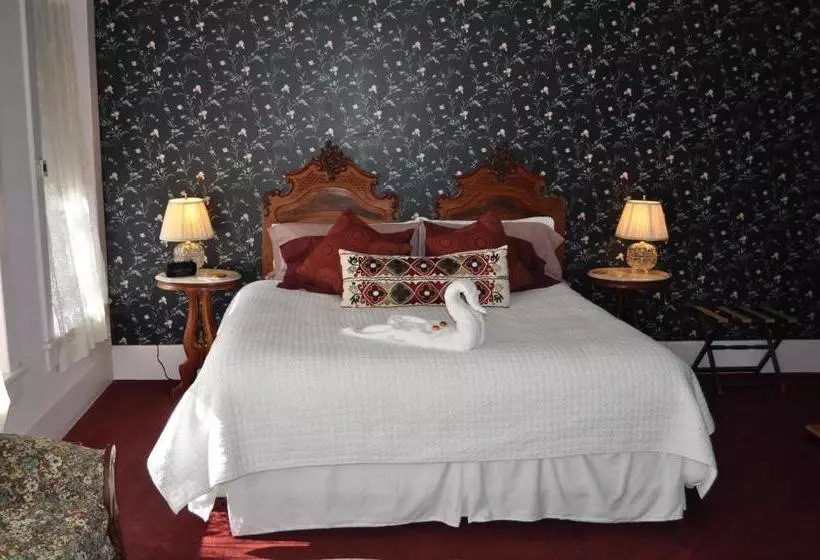 The Palace Hotel And Bath House Spa