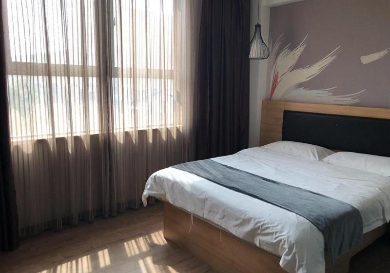 בית מלון כפרי Thank Inn Plus Henan Zhoukou Huaiyang County Xinxing Road