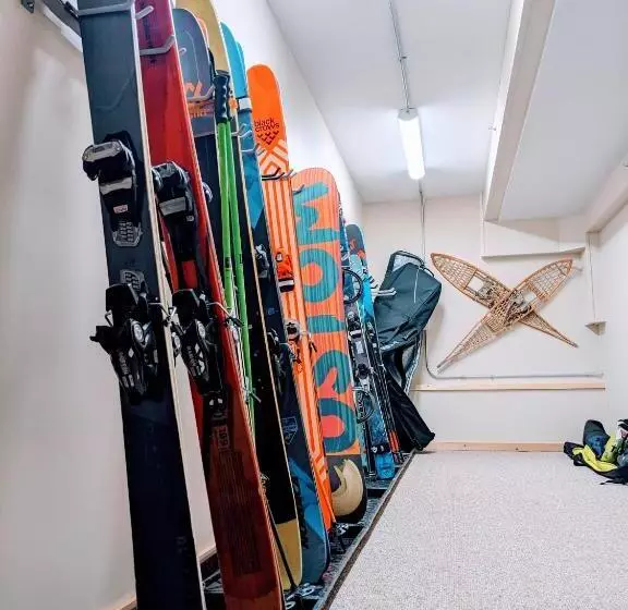 ベッドアンドブレックファースト Courthouse Inn Revelstoke