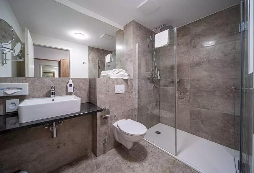 ベッドアンドブレックファースト Ee