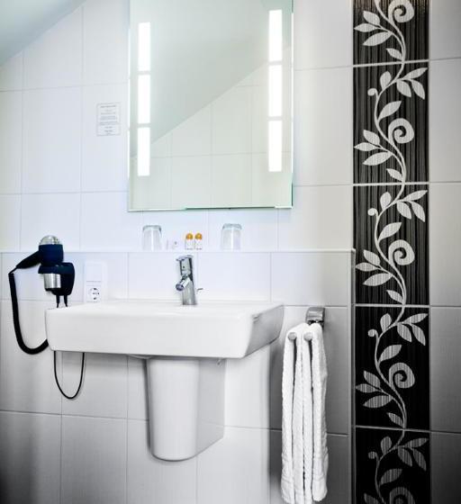 בית מלון כפרי Gasthaus Bürger Stube