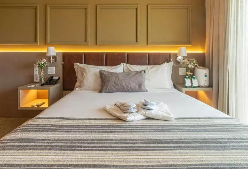 Hotelli Hplus Premium Palmas