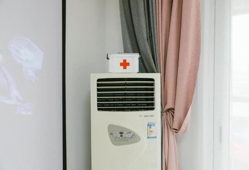 Hotelli [passenger] Wuhan，qiekou District, Liji North Road