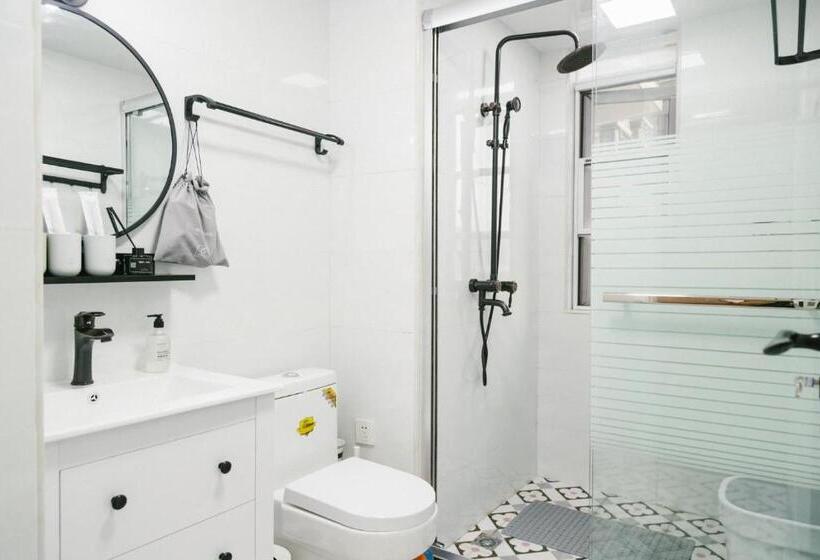 Hotelli [passenger] Wuhan，qiekou District, Liji North Road