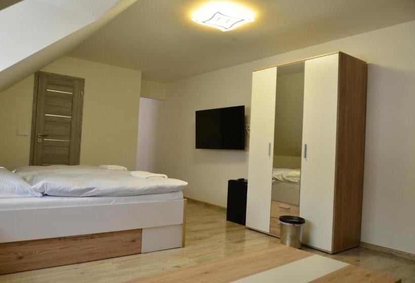 בית מלון כפרי Patty Garni