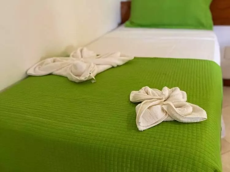 ユースホステル E Pousada Tetiaroa