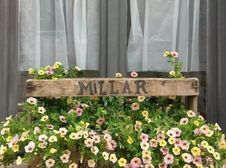 تختخواب و صبحانه 16th Century Presbytery In Magnac Laval