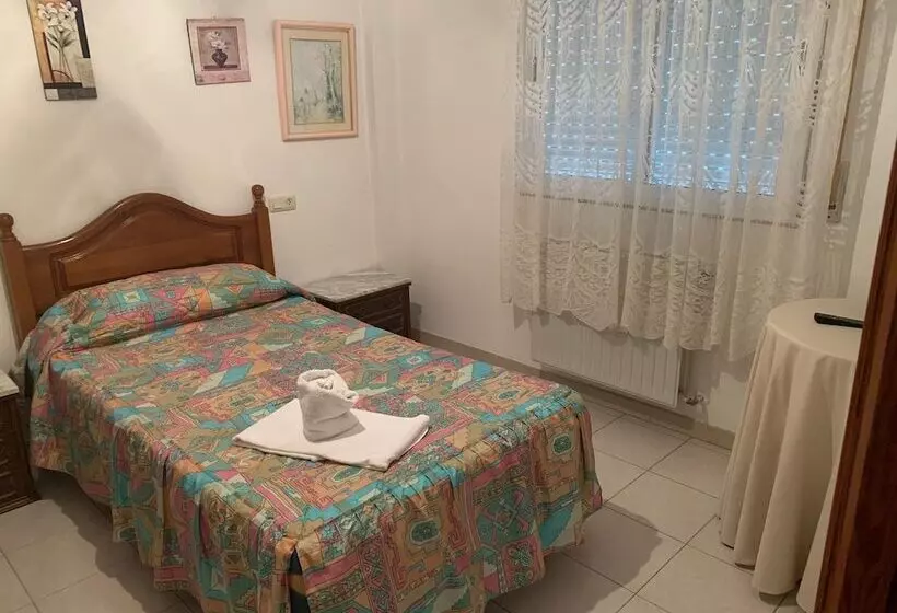 Hostal Restaurante Seoane