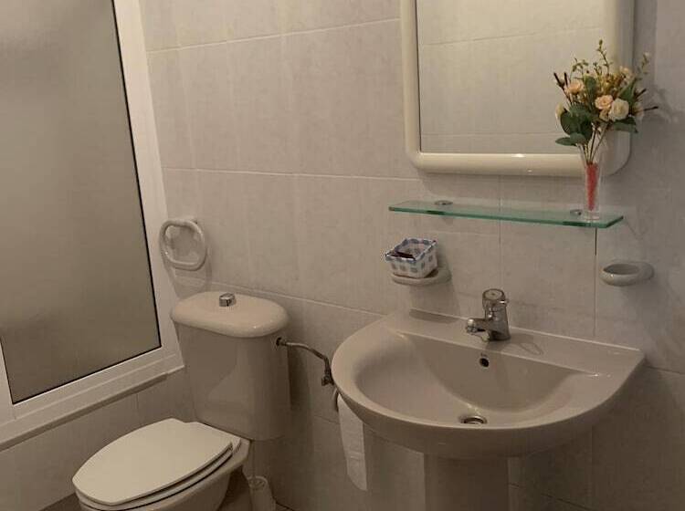 Hostal Restaurante Seoane