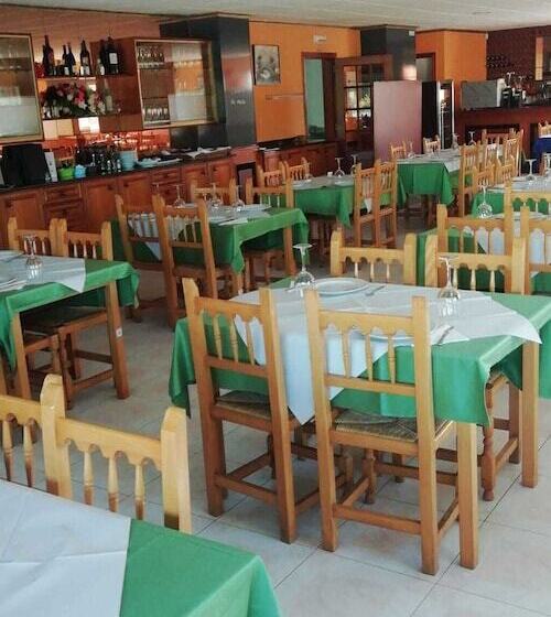 Hostal Restaurante Seoane