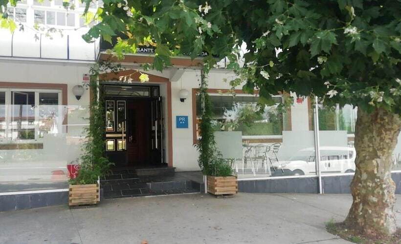 Hostal Restaurante Seoane