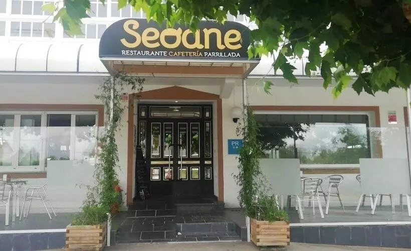 Hostal Restaurante Seoane