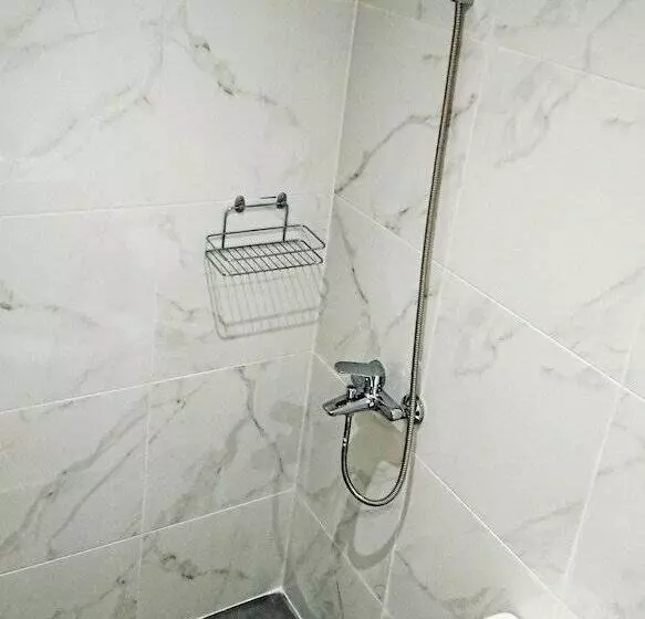 Monad Apartments Karaoli