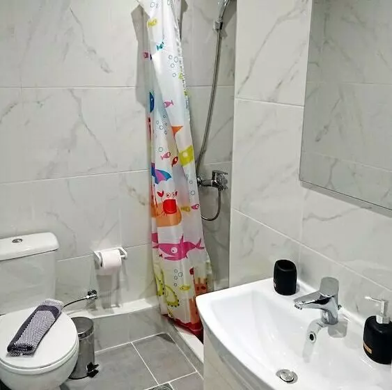 Monad Apartments Karaoli