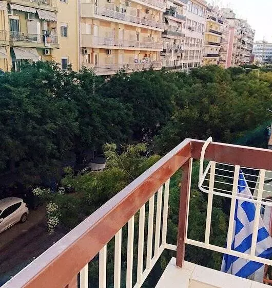 Monad Apartments Karaoli