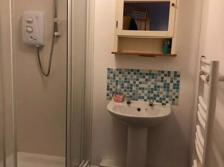 Steading Holidays   Ocean View