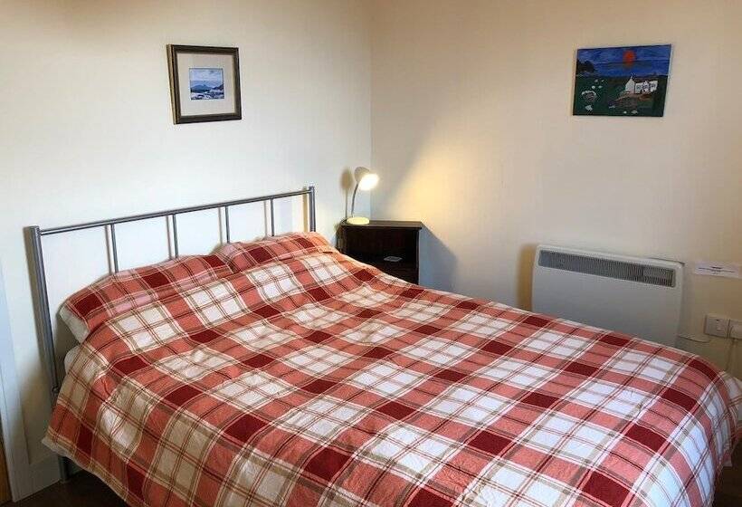 Steading Holidays   Ocean View