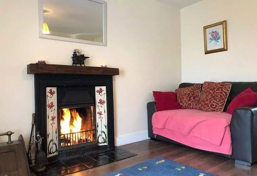 Steading Holidays   Ocean View