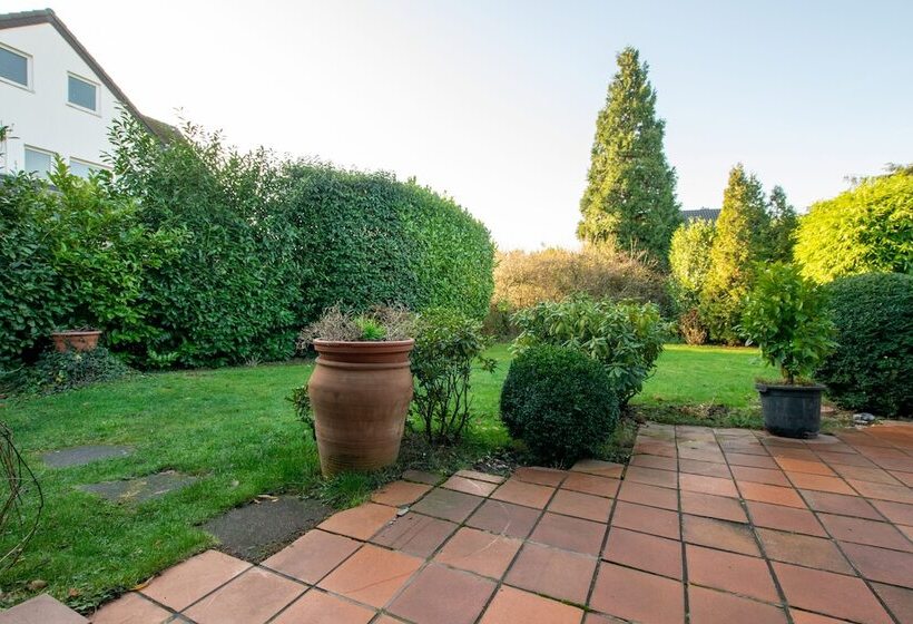 Raj Living 6 Room Villa With Garden 15 Min Messe Dus & Airport Dus