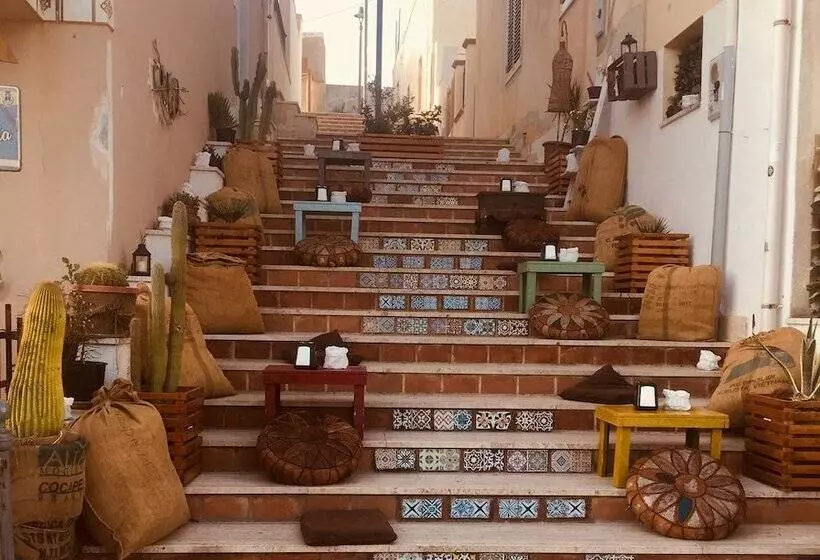 Aamiaismajoitus (B&B) La Terrazza Sul Mar Mediterraneo