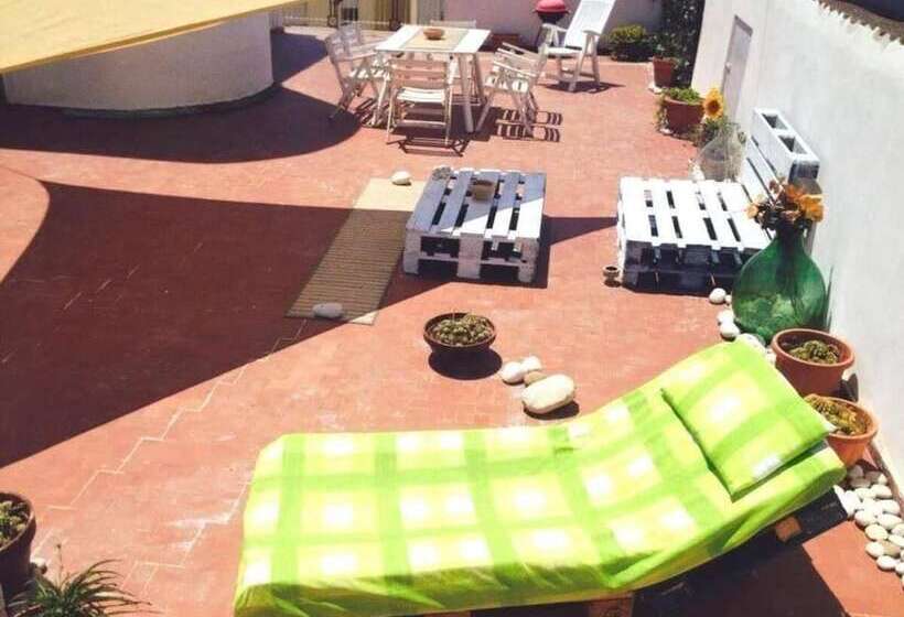 مبيت وإفطار La Terrazza Sul Mar Mediterraneo