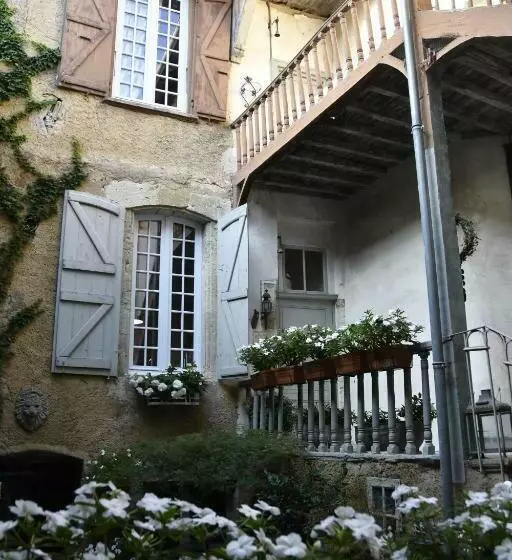 ベッドアンドブレックファースト Les Chambres De L Horloge