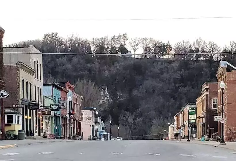 Coffee Street Inn