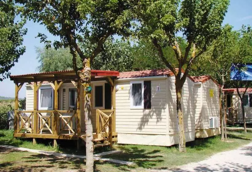 Hotelli Victoria Mobilehome Riva Nuova Village