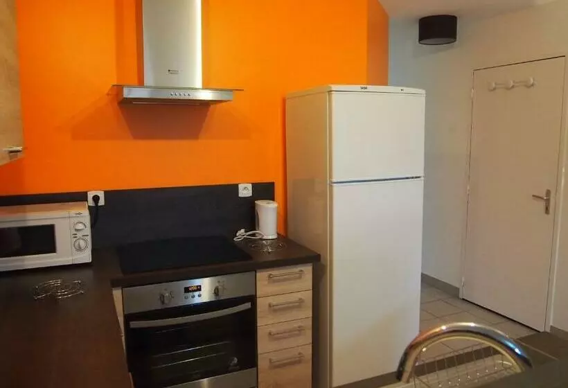 L Escale 80