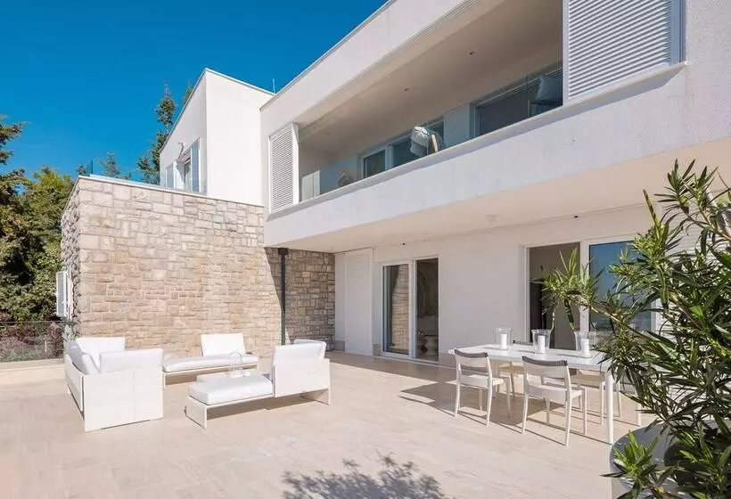Luxury Villa Dance Forever With Pool