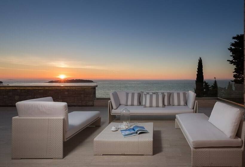 Luxury Villa Dance Forever With Pool