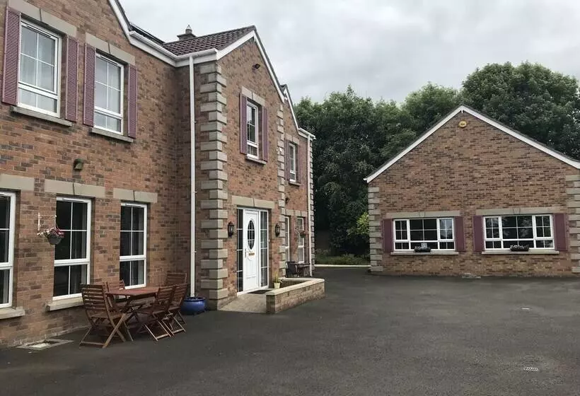 پانسیون Killead House