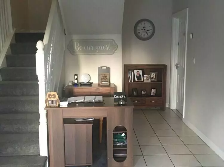 پانسیون Killead House