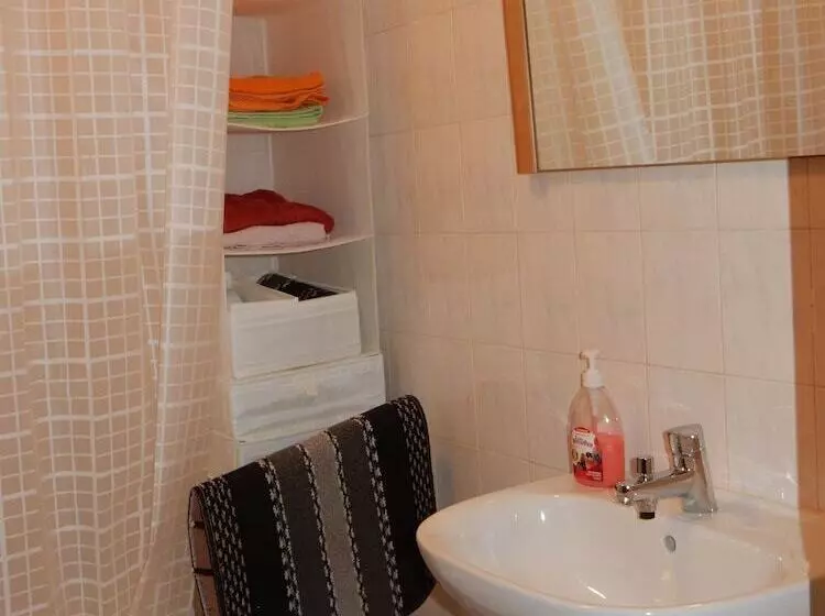 Praceta Almeida Garrett Apartment