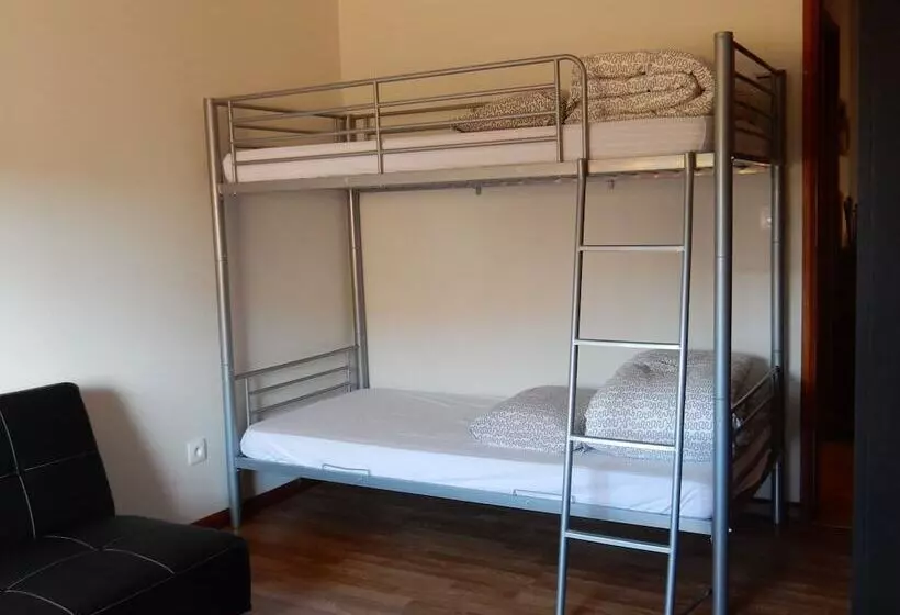 Praceta Almeida Garrett Apartment