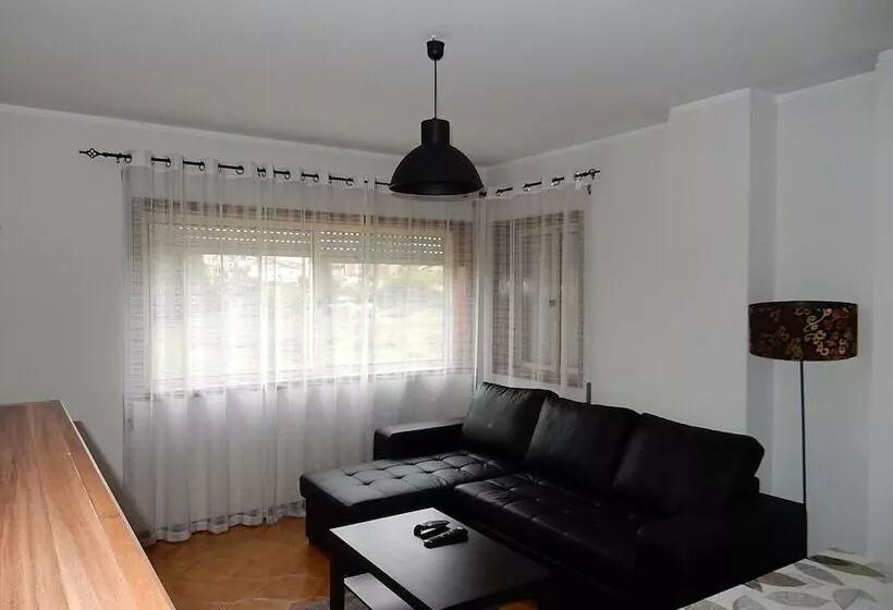 Praceta Almeida Garrett Apartment