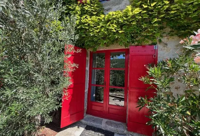 Aamiaismajoitus (B&B) Mas Lo Faix