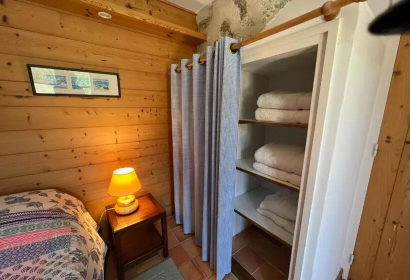 Aamiaismajoitus (B&B) Mas Lo Faix