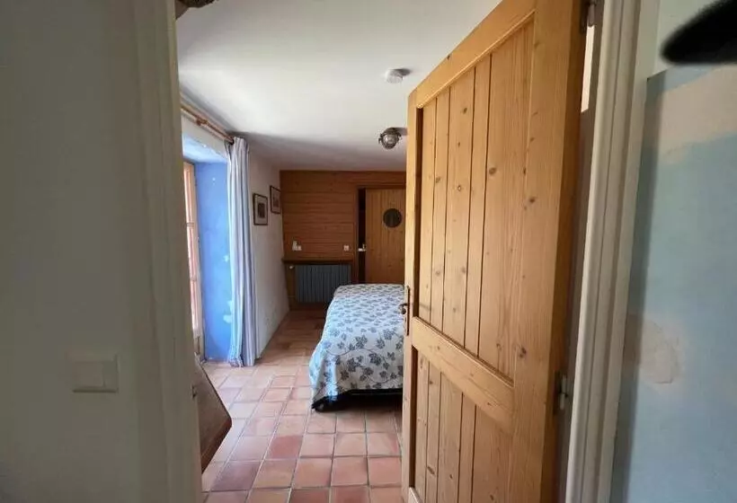 Aamiaismajoitus (B&B) Mas Lo Faix