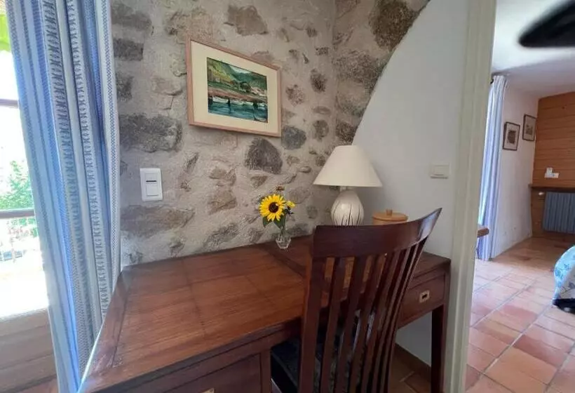 Aamiaismajoitus (B&B) Mas Lo Faix