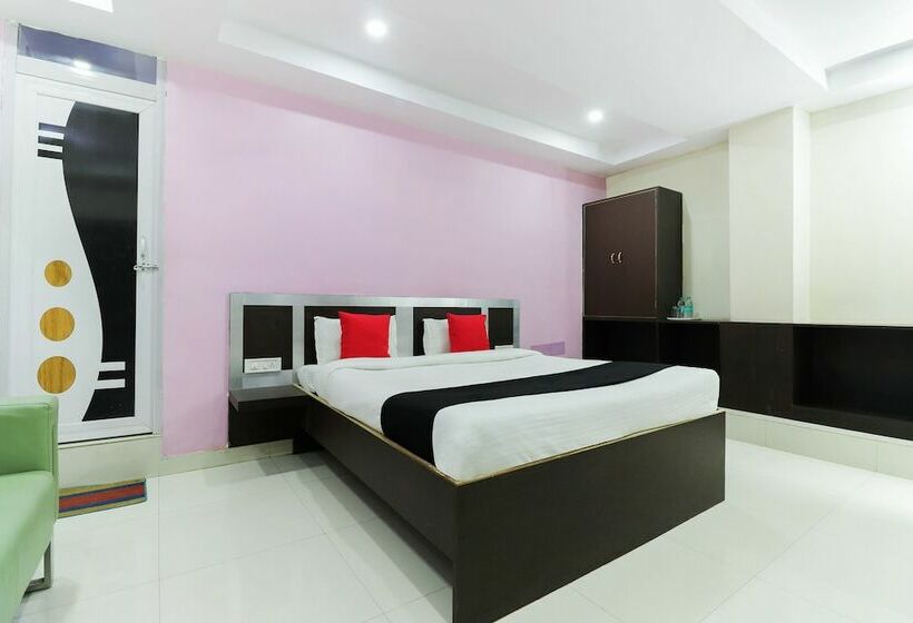 هتل Capital O 49024 Aryavart