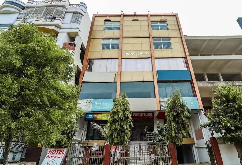 هتل Capital O 49024 Aryavart