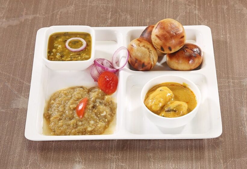 هتل Capital O 49024 Aryavart