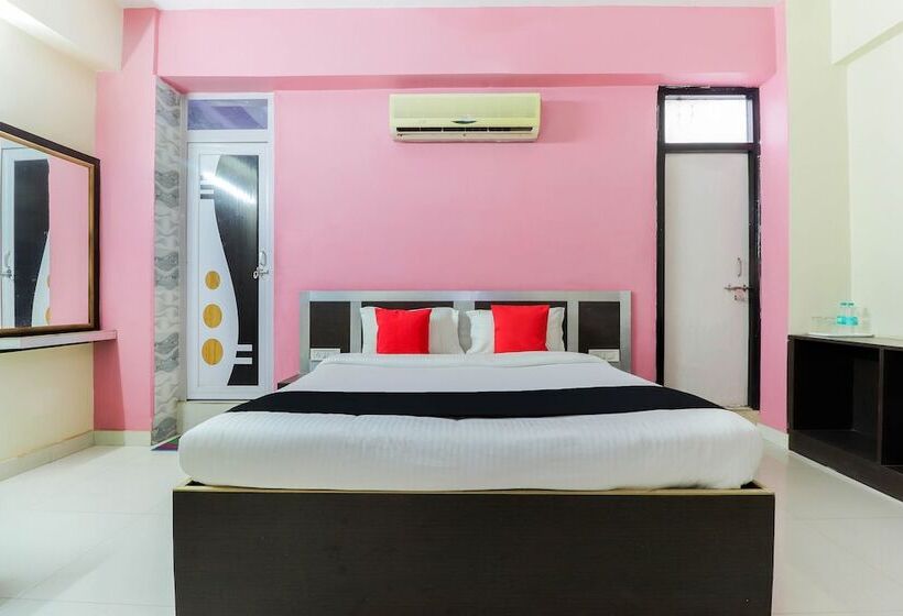 هتل Capital O 49024 Aryavart