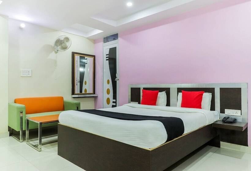 هتل Capital O 49024 Aryavart