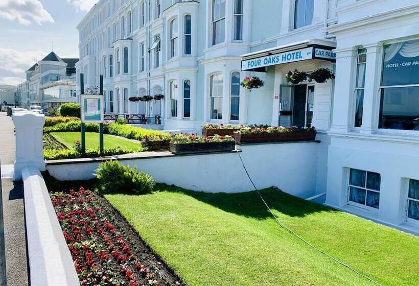 هتل Four Oaks