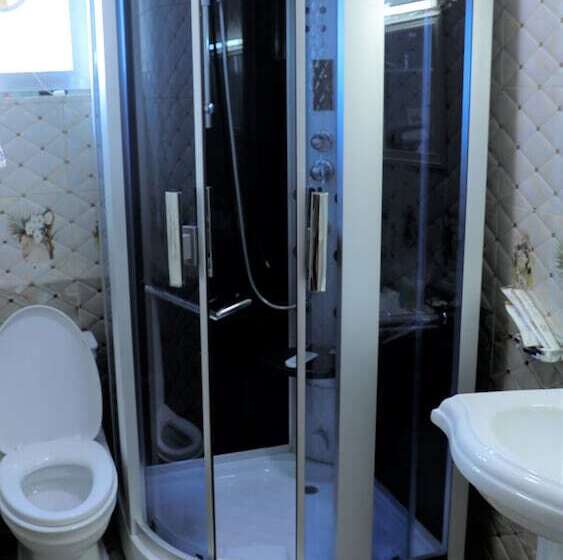 هتل Tewodros Belay International