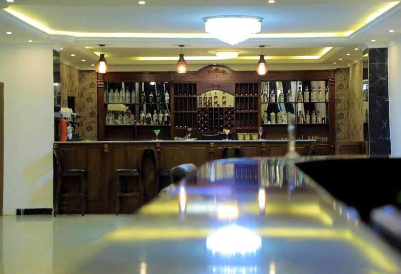 هتل Tewodros Belay International