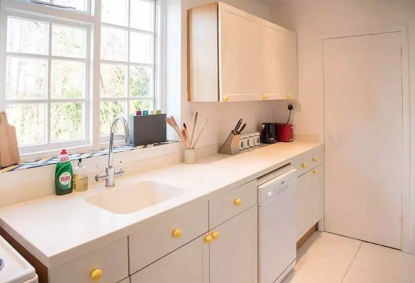 Partridge Cottage, Shottisham