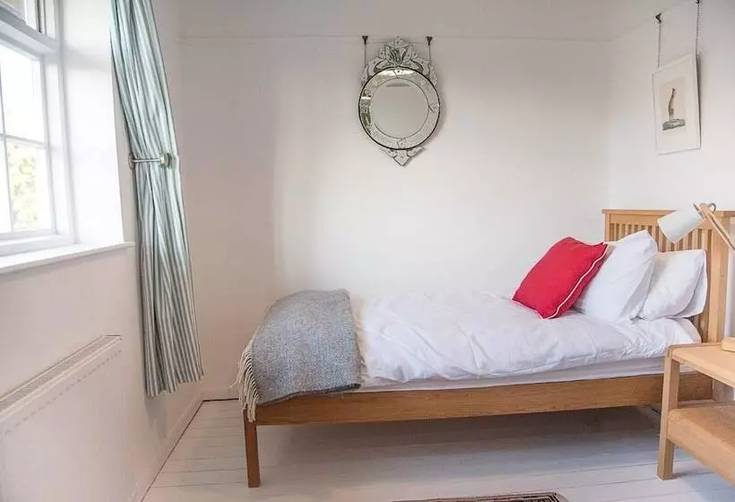 Partridge Cottage, Shottisham